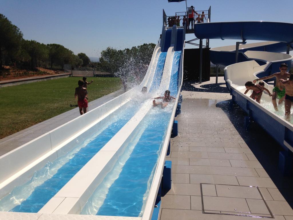 Camping Vilanova Park ヴィラノヴァ・イ・ラ・ジェルトル エクステリア 写真